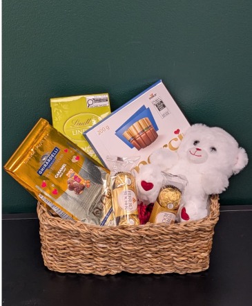 Valentines Sweet Treat Basket  in Tottenham, ON | TOTTENHAM FLOWERS & GIFTS