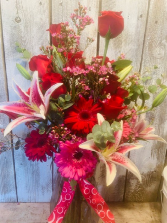 Valentine/Special 1doz roses/any color/ please specify, with lillies and gerbers