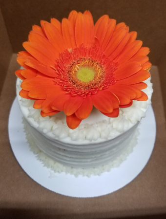 Vanilla Mini Cake 4" 2 layer mini cake