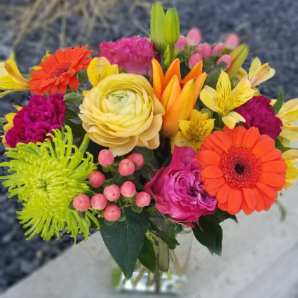 vase of colors 