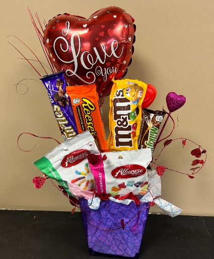 Velentine Sweets Balloon Bouquet candy bouquet with balloon