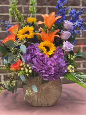 VIBRANT EXPRESSION assorted flowers
