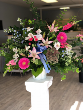 Vibrant Memory Funeral arrangement 