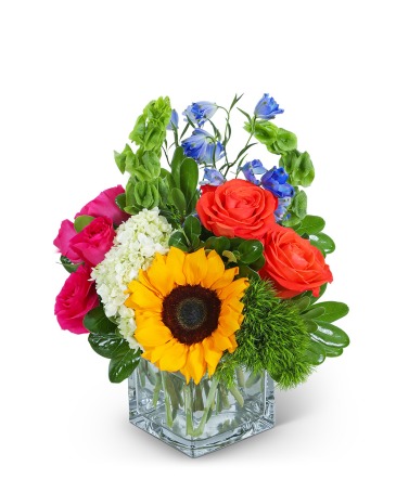 Vibrant Valencia Flower Arrangement in Nevada, IA | Flower Bed