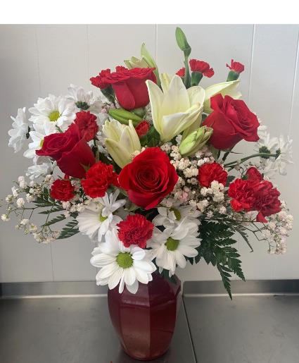 Classic Be My Love Fresh Arrangement
