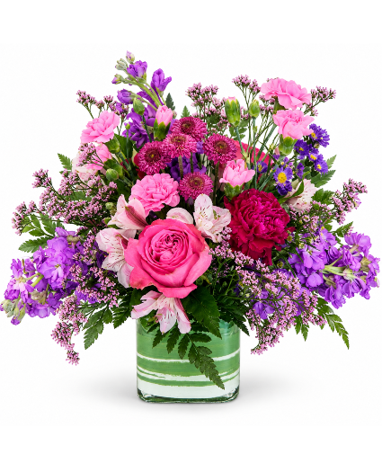 Violetta Lane  Flower Arrangfment 