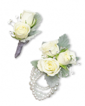 Virtue Corsage and Boutonniere Set Corsage/Boutonniere