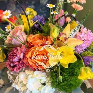 Vivid Splendor Floral Arrangement 