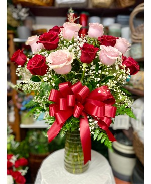 VP2- Rose Embrace Large Vase Arrangement