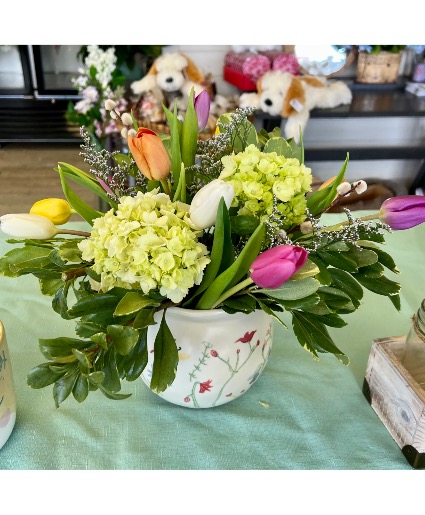 Watercolor Wildflower Vase Arrangement 