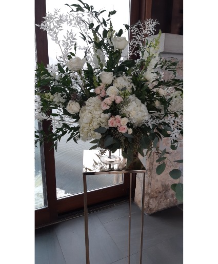 Wedding Arrangement 