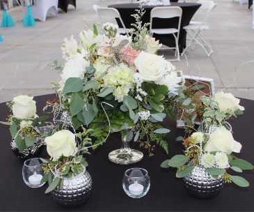 Wedding Centerpiece Wedding Centerpiece in Adrian, MI | Madison Garden Center & Flower Shop