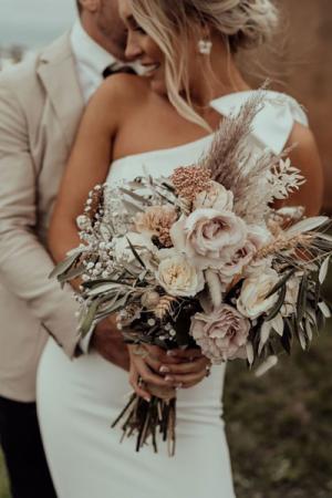 Wedding Song Bouq 