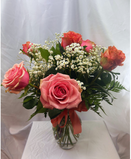 Half n Half 6 rose arrangement Vase Arrangement 