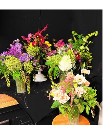 Weekly subscription   Vase