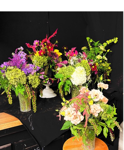 Weekly subscription   Vase