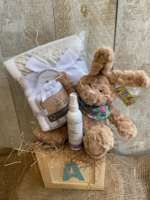 Welcome Baby Deluxe Gift Basket