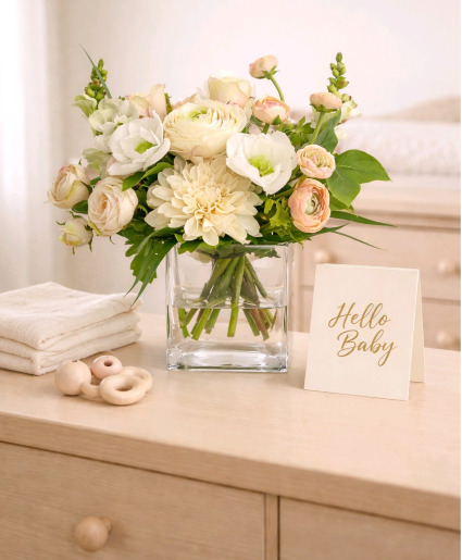WELCOME HOME Short Vase Arrangement