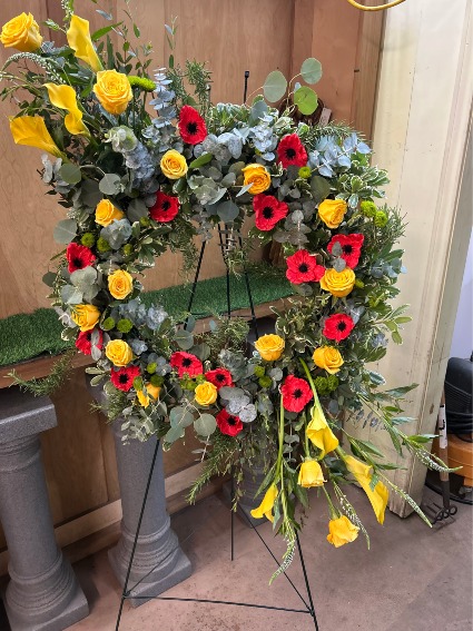 WHISPY STANDING SPRAY Floral Arrangement