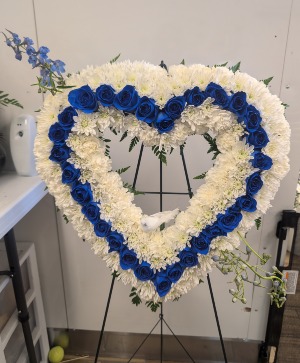  open heart sympathy flowers  mesa apache junction 
