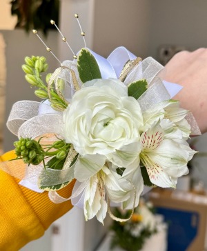 White and Gold Corsage Corsage