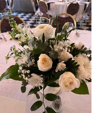 White and green Pedestal centerpiece 