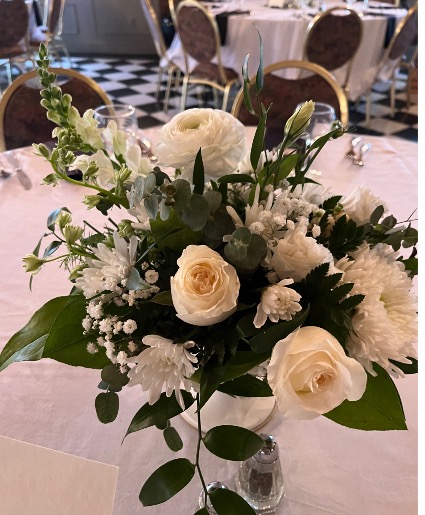 White and green Pedestal centerpiece 