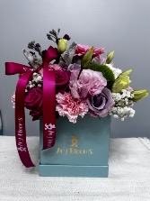 White and pink  Arrangement