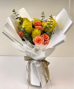 White and Pink Roses Mix 