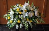 White and yellow spray 
