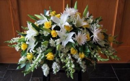 White and yellow spray 