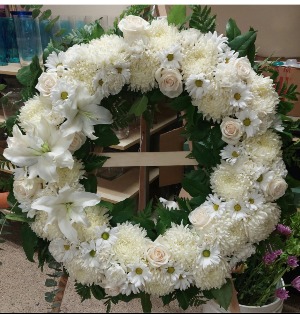 WHITE BLISS WREATH SYMPATHY