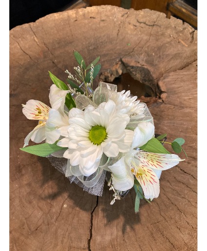 White Daisy and Alstromeria Wrislet wristlet
