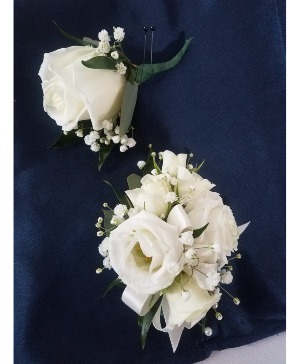 White Floral Wrist Corsage & Bout set Spray Roses & Lisianthus