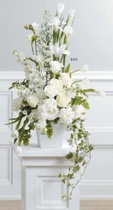 WHITE. FLOWERS WHITE SQUARE VASE 