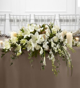 WHITE LINEN™ ARRANGEMENT 
