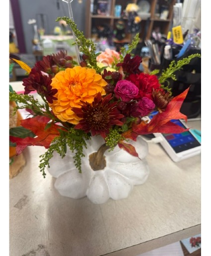 White pumpkin fall Flower Arrangement