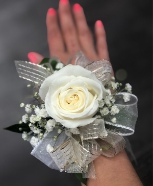 White rose with white accent 