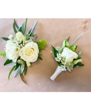White Rose Wrist Corsage 