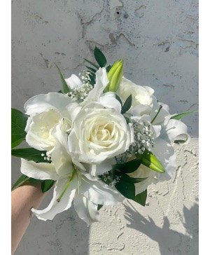White roses & lilies  bouquet  