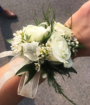 White Simplicity Wrist Corsage