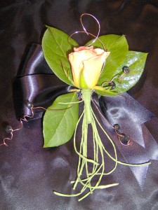 White Spray Rose Boutonniere