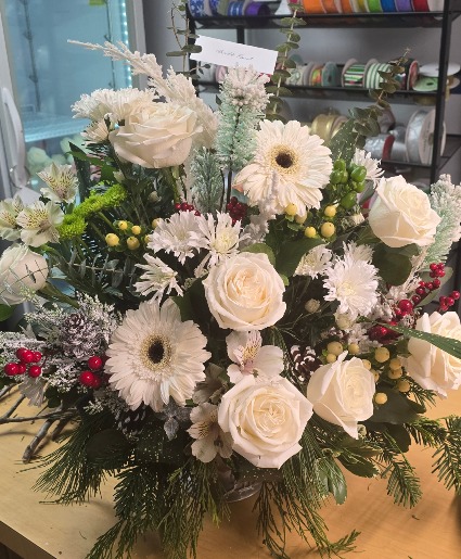 White Sympathy Funeral Arrangement