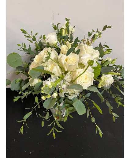 White wedding bouqet 