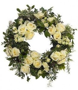 WHITE WISDOM SYMPATHY WREATH in Fernandina Beach, FL | Dottie B Florist
