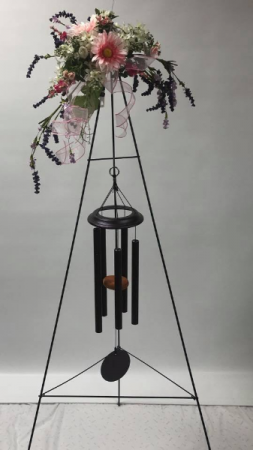 WINDCHIMES WITH FRESH FLOWERS 