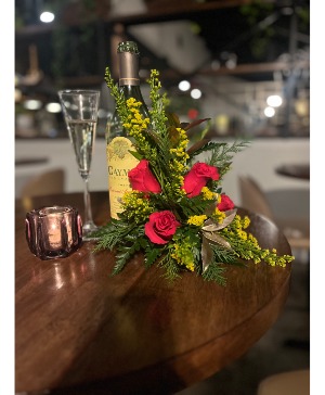 WINE & FLOWERS RED, WHITE, OR CHAMPANGE