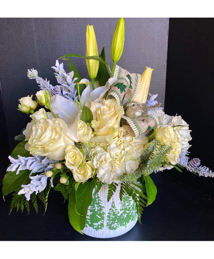 Winter Evergreen Elegance Powell Florist Christmas Exclusive