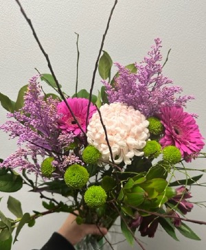 Fresh Times  Loose cut flowers for recipient to arrange in  own vase