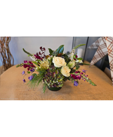 Winter Spice Floral Arrangement in Darien, CT | DARIEN FLOWERS